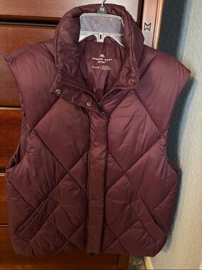 Andrew Marc Quilted Puffer Vest in Burgundy Wine